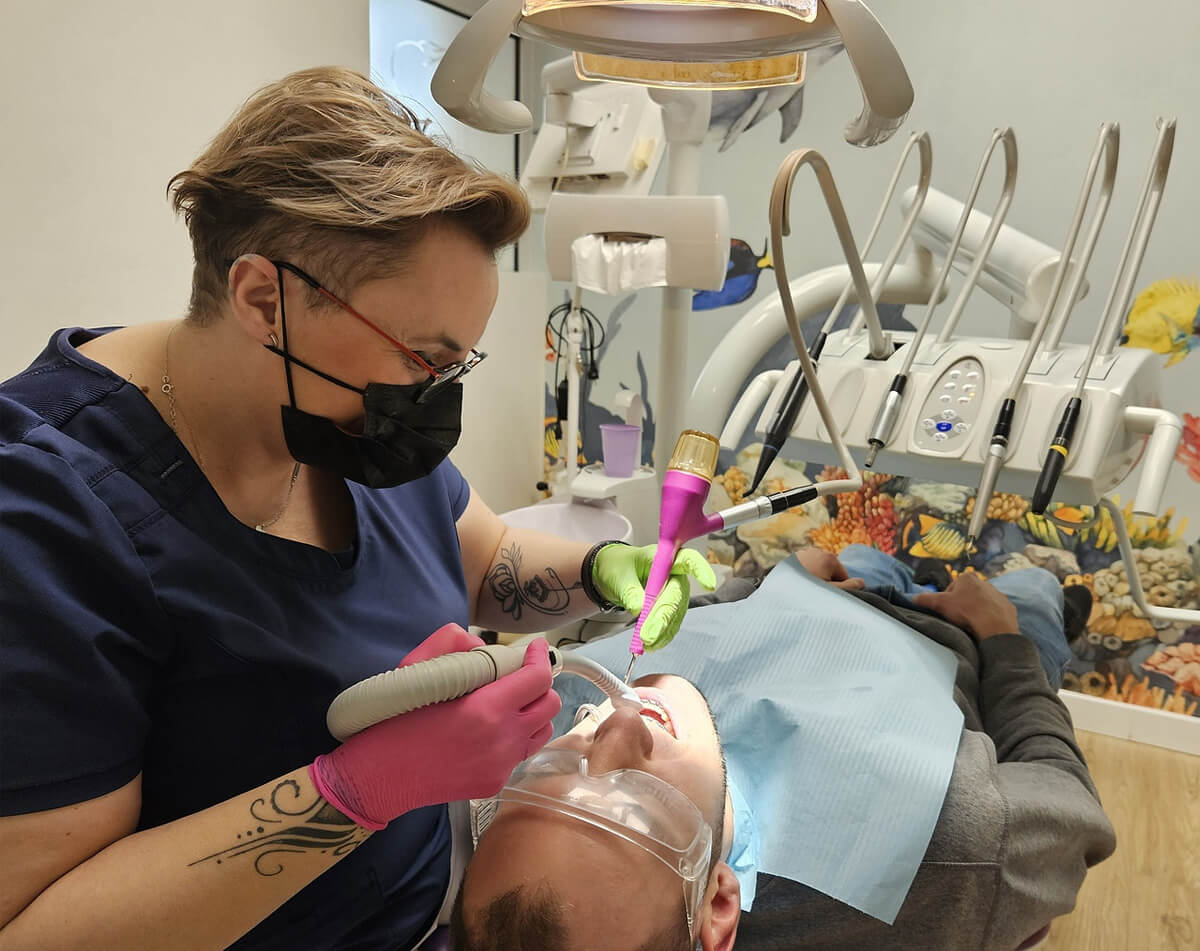 Bezbolesne leczenie próchnicy